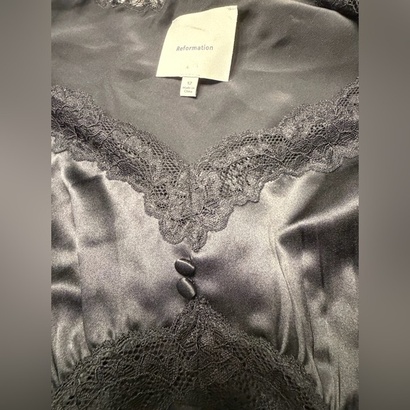 New Reformation Dolly Silk Black Top. - Picture 12 of 12